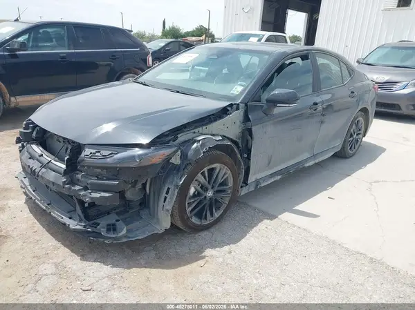 4T1DAACK4SU134647 2025 TOYOTA CAMRY - Image 2