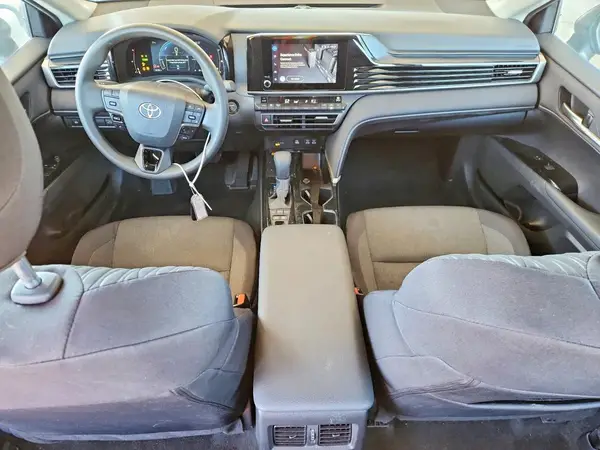 4T1DAACK4SU137743 2025 TOYOTA CAMRY - Image 8