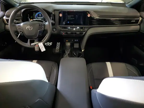 4T1DAACK4SU143512 2025 TOYOTA CAMRY - Image 8