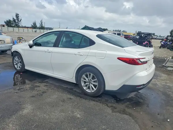 4T1DAACK4SU145678 2025 TOYOTA CAMRY - Image 2