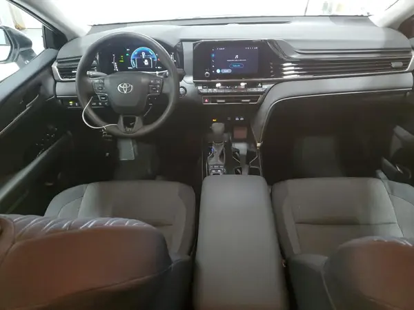 4T1DAACK4SU147575 2025 TOYOTA CAMRY - Image 8