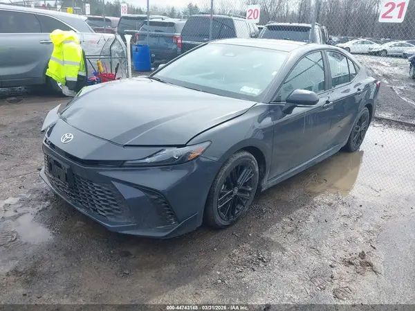 4T1DAACK4SU155384 2025 TOYOTA CAMRY - Image 2