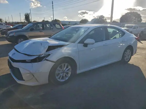 4T1DAACK4SU155630 2025 TOYOTA CAMRY - Image 1
