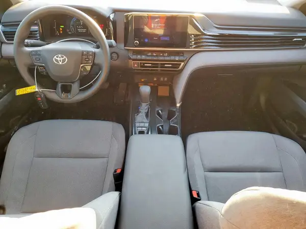 4T1DAACK4SU165817 2025 TOYOTA CAMRY - Image 8
