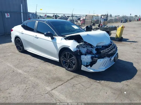 4T1DAACK4SU167969 2025 TOYOTA CAMRY - Image 1