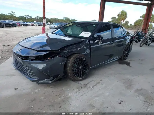 4T1DAACK4SU170189 2025 TOYOTA CAMRY - Image 2