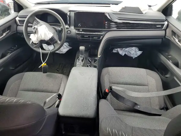 4T1DAACK4SU193228 2025 TOYOTA CAMRY - Image 8