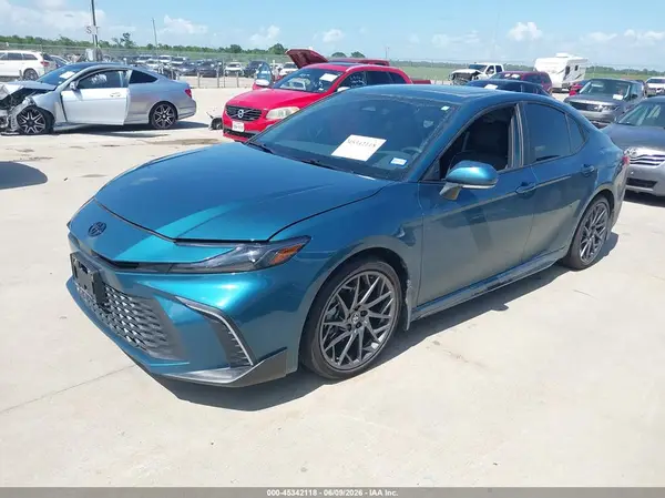 4T1DAACK4SU193424 2025 TOYOTA CAMRY - Image 2