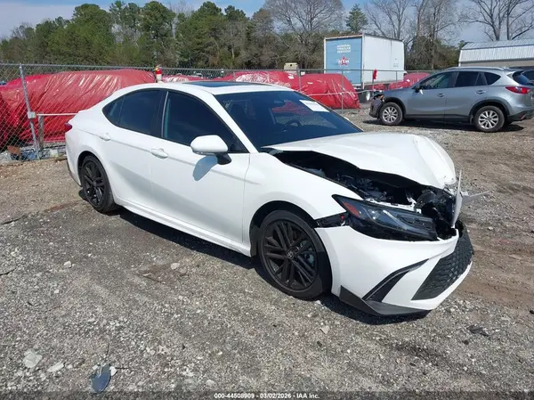 4T1DAACK4SU195450 2025 TOYOTA CAMRY - Image 1