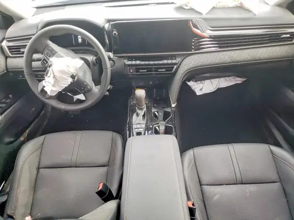 4T1DAACK4SU195626 2025 TOYOTA CAMRY - Image 8