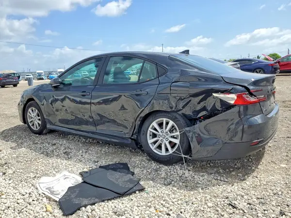 4T1DAACK4SU205815 2025 TOYOTA CAMRY - Image 2