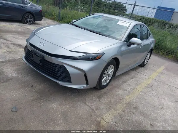 4T1DAACK4SU500588 2025 TOYOTA CAMRY - Image 2