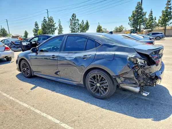 4T1DAACK4SU510621 2025 TOYOTA CAMRY - Image 2