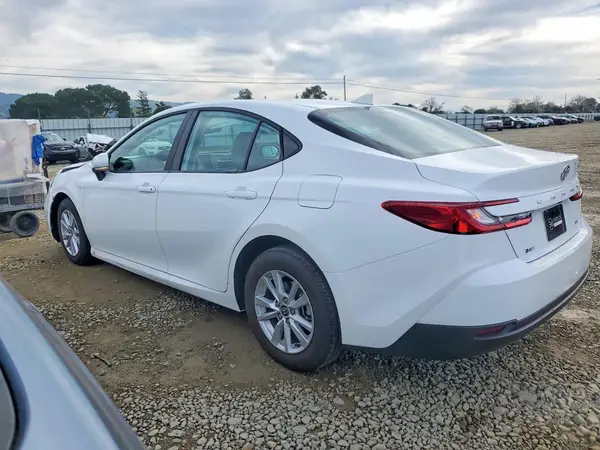 4T1DAACK4SU513275 2025 TOYOTA CAMRY - Image 2