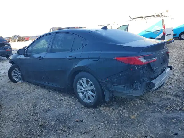 4T1DAACK4SU513695 2025 TOYOTA CAMRY - Image 2