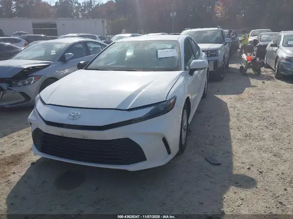4T1DAACK4SU517603 2025 TOYOTA CAMRY - Image 2