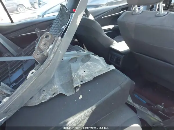 4T1DAACK4SU517617 2025 TOYOTA CAMRY - Image 8