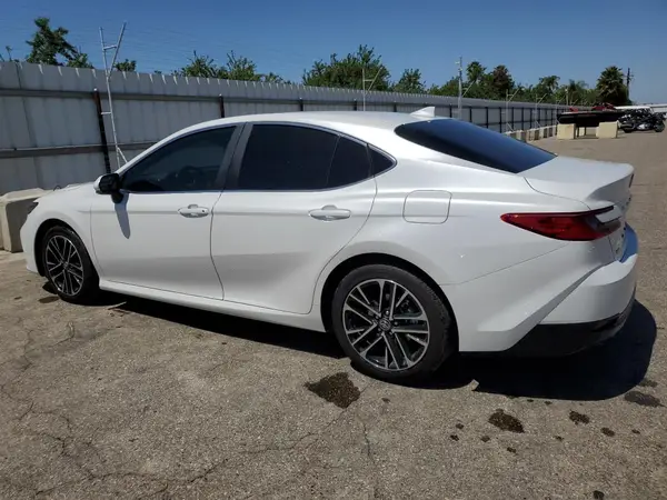 4T1DAACK4SU520274 2025 TOYOTA CAMRY - Image 2