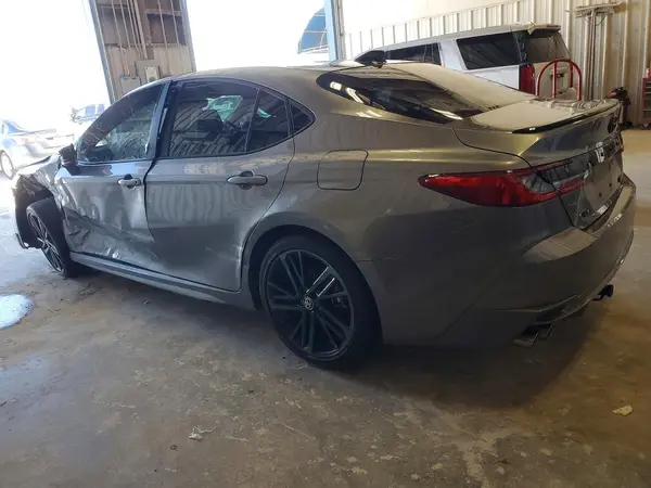 4T1DAACK4SU522302 2025 TOYOTA CAMRY - Image 2
