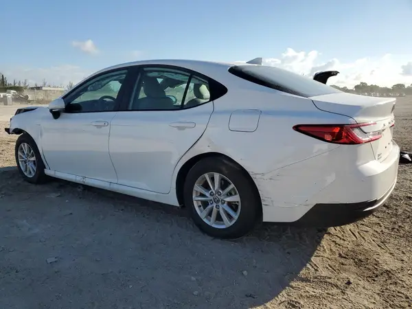 4T1DAACK4SU528035 2025 TOYOTA CAMRY - Image 2