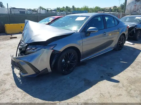 4T1DAACK4SU530366 2025 TOYOTA CAMRY - Image 2