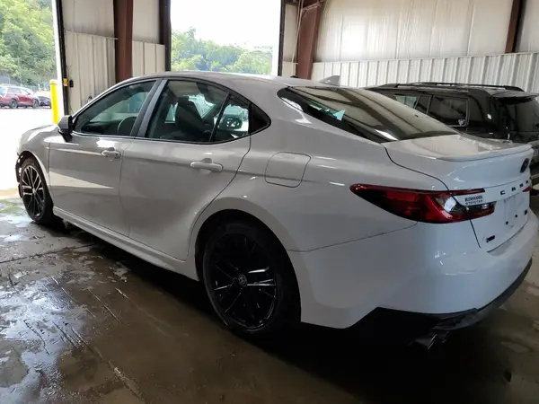 4T1DAACK4SU531226 2025 TOYOTA CAMRY - Image 2