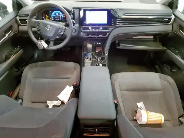 4T1DAACK4SU536040 2025 TOYOTA CAMRY - Image 8