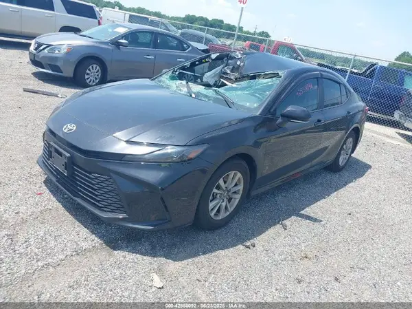 4T1DAACK4SU544297 2025 TOYOTA CAMRY - Image 2