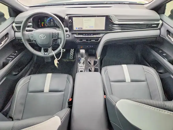 4T1DAACK4SU545773 2025 TOYOTA CAMRY - Image 8