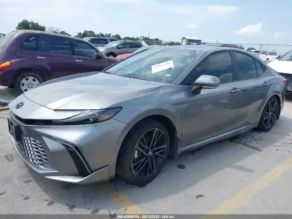4T1DAACK4SU551363 2025 TOYOTA CAMRY - Image 2