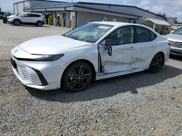 4T1DAACK4SU552626 2025 TOYOTA CAMRY - Image 1