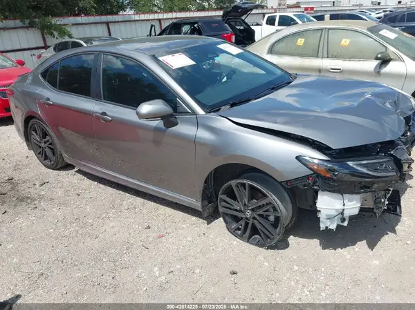 4T1DAACK4SU558989 2025 TOYOTA CAMRY - Image 1