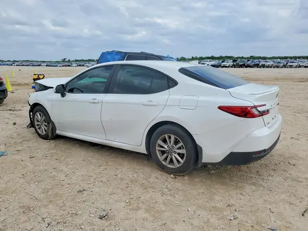 4T1DAACK4SU559723 2025 TOYOTA CAMRY - Image 2