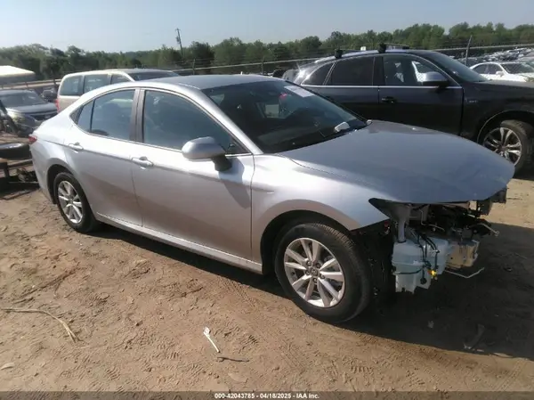 4T1DAACK4SU563562 2025 TOYOTA CAMRY - Image 1