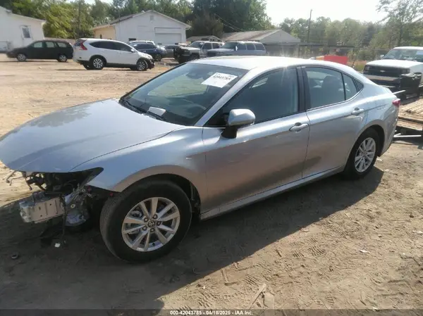 4T1DAACK4SU563562 2025 TOYOTA CAMRY - Image 2