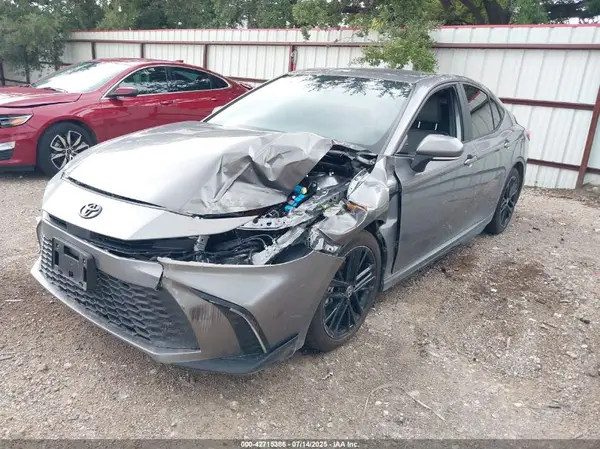 4T1DAACK4SU573718 2025 TOYOTA CAMRY - Image 2