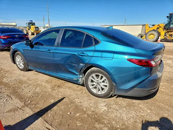 4T1DAACK4SU574738 2025 TOYOTA CAMRY - Image 2