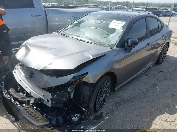 4T1DAACK4SU581186 2025 TOYOTA CAMRY - Image 2