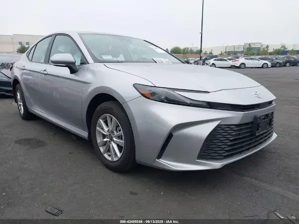 4T1DAACK4SU582614 2025 TOYOTA CAMRY - Image 1