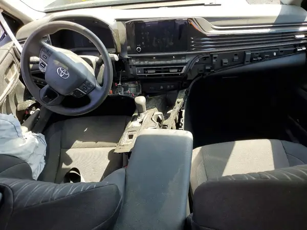 4T1DAACK4SU583911 2025 TOYOTA CAMRY - Image 8
