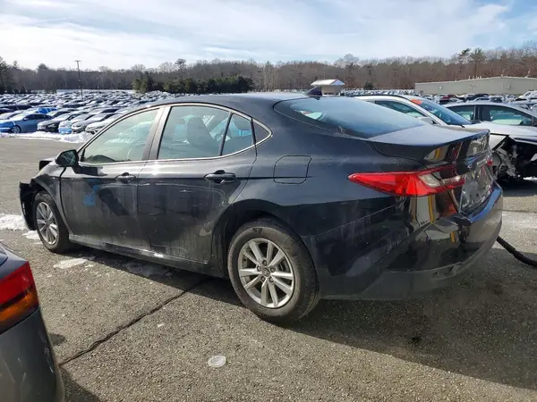 4T1DAACK4SU586114 2025 TOYOTA CAMRY - Image 2