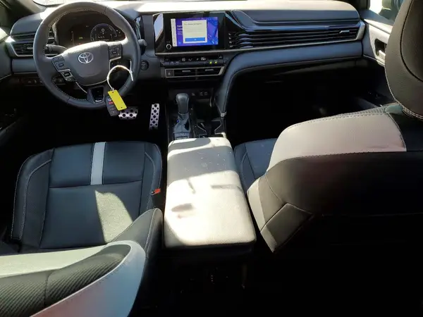 4T1DAACK4SU587358 2025 TOYOTA CAMRY - Image 8