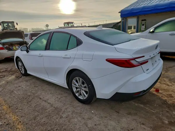 4T1DAACK4SU590079 2025 TOYOTA CAMRY - Image 2