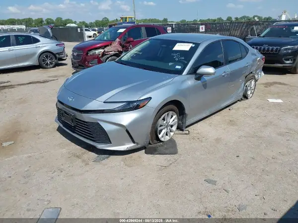 4T1DAACK4SU591197 2025 TOYOTA CAMRY - Image 2