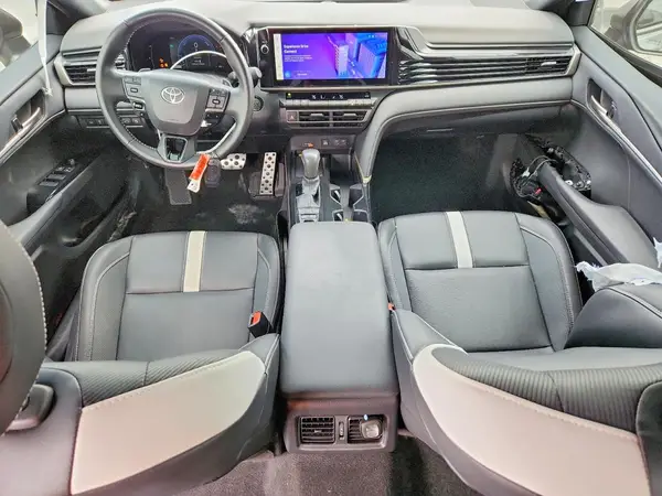4T1DAACK4SU594584 2025 TOYOTA CAMRY - Image 8