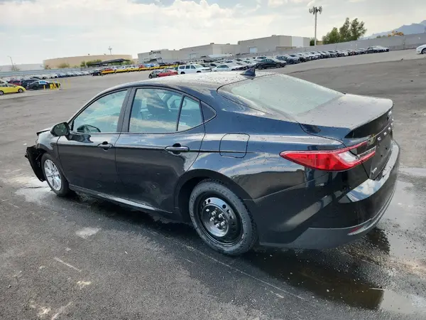 4T1DAACK4SU602716 2025 TOYOTA CAMRY - Image 2