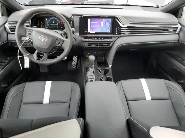 4T1DAACK4SU604398 2025 TOYOTA CAMRY - Image 8