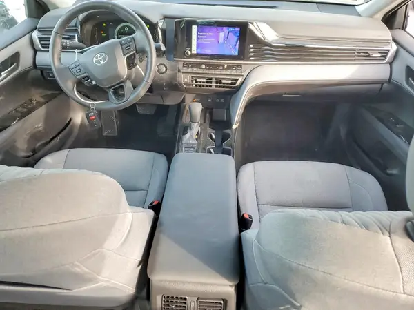 4T1DAACK4SU608192 2025 TOYOTA CAMRY - Image 8