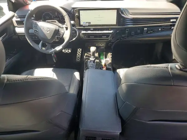 4T1DAACK4SU616518 2025 TOYOTA CAMRY - Image 8