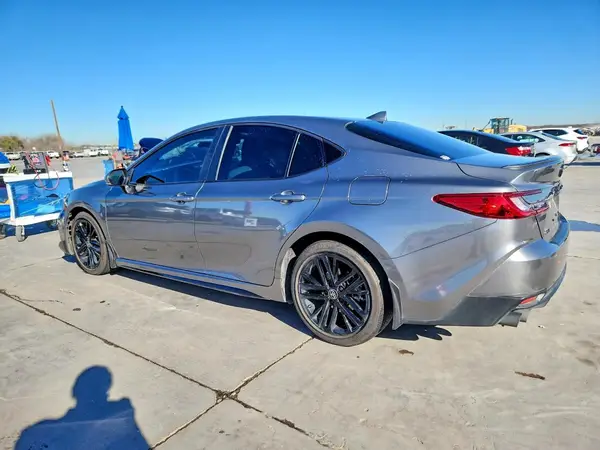 4T1DAACK4SU617667 2025 TOYOTA CAMRY - Image 2